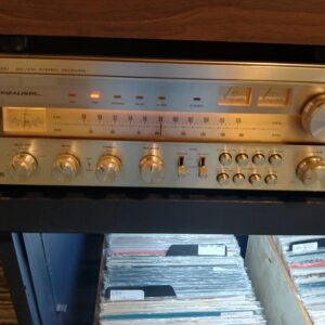 Realistic Sta-2000 AM/FM Stereo Receiver