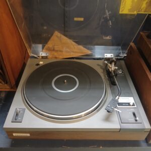 Pioneer PL-115D Record Player